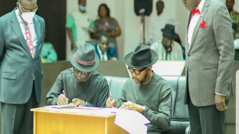 UNA Signs Service Agreement With Bayelsa State Government