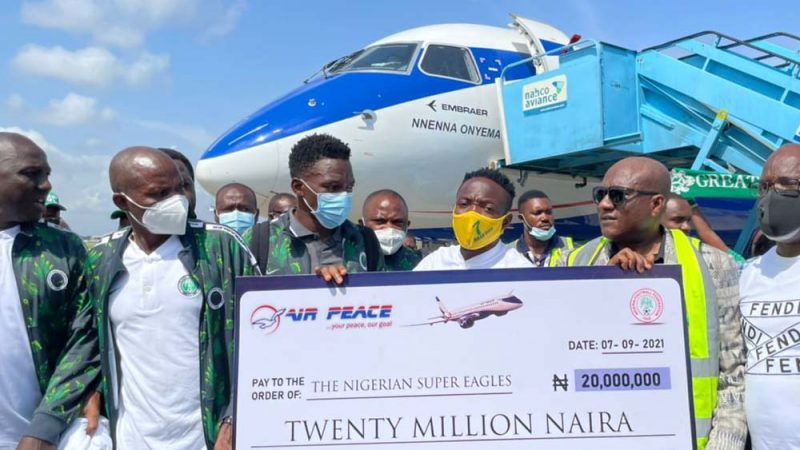 Air Peace’s Embraer 195-E2 Aircraft Serves Super Eagles