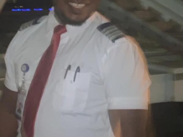 Dana Air Pilot Eulogized For Safety Consciousness