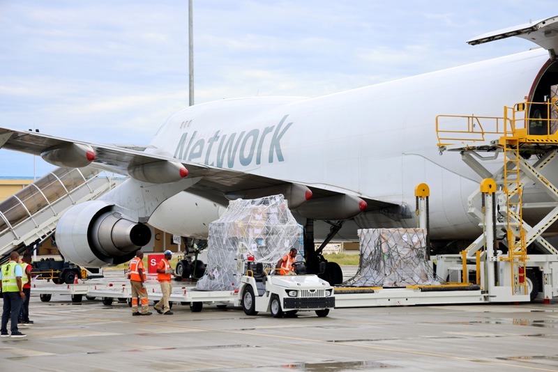 TAAG Angola, Network Airline Management Renew B747-400 Freighter Contract