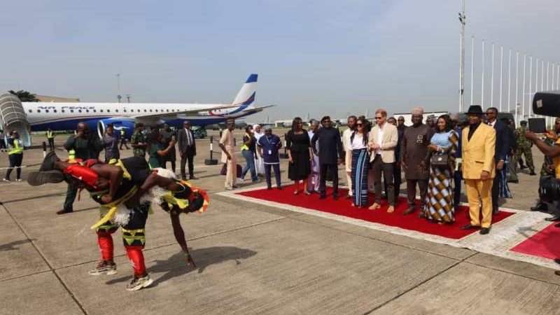 Prince Harry, Meghan Fly Air Peace As Onyema, Military, Others Welcome Couple