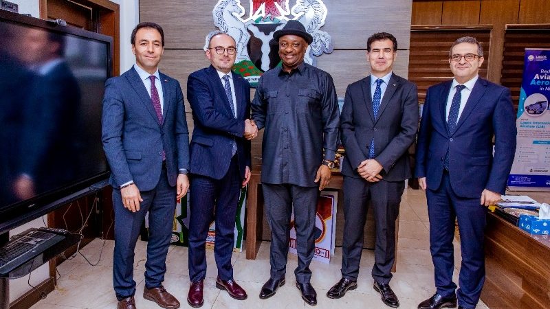 Aviation Minister Engages Turkish Airline’s Delegation, Insists On Respect For Nigerian Passengers