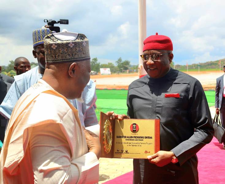 Onyema Honoured By Nigerian Army For Outstanding Support, Service