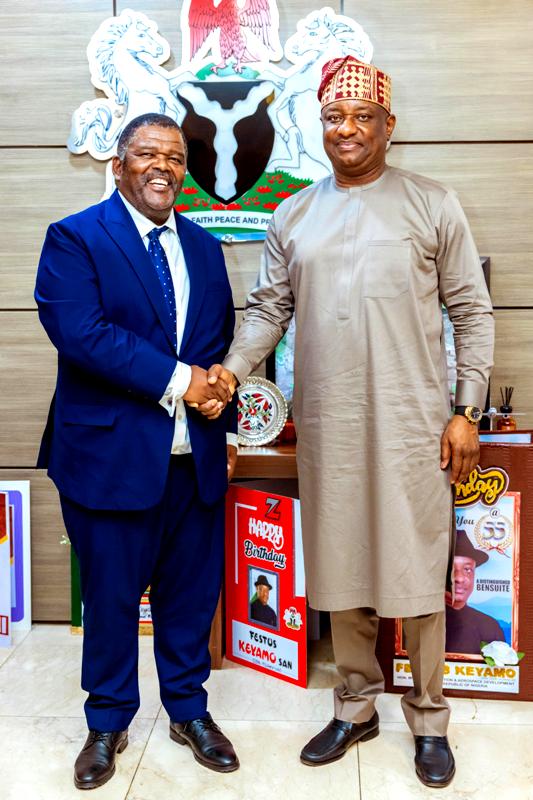 Aviation Minister Receives Namibia’s Ambassador To Nigeria, Discusses BASA, Flight Connections