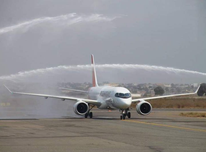 TAAG Receives Second Airbus A220-300 Aircraft