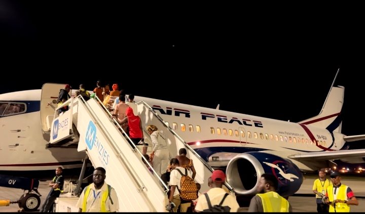 Air Peace Executes Free Rescue Flight To Abidjan, Repatriates 78 Trafficked Nigerians