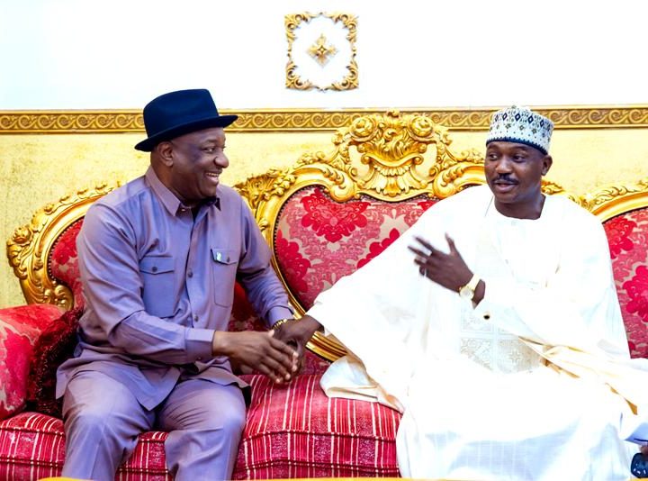 Aviation Minister Visits Sokoto, Commissions Airport’s New Access Road