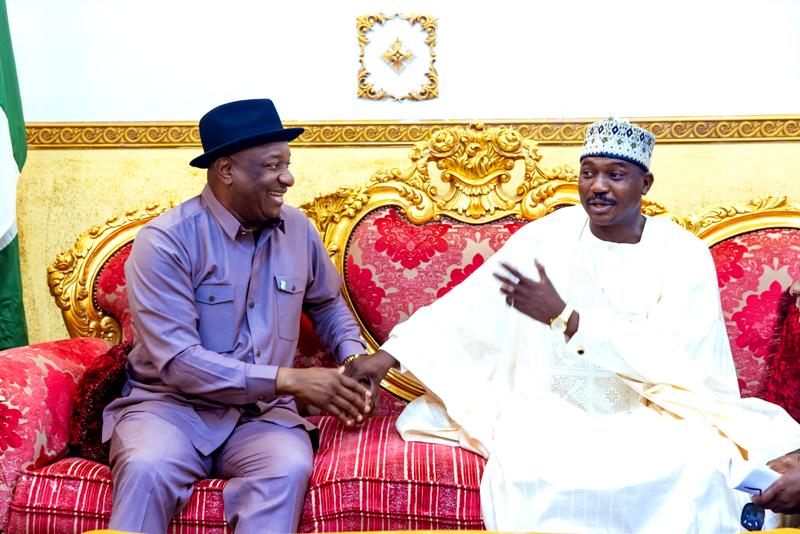 Aviation Minister Visits Sokoto, Commissions Airport’s New Access Road