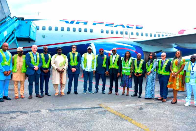 Air Peace Receives A Dry-Leased B737-700NG From AerCap