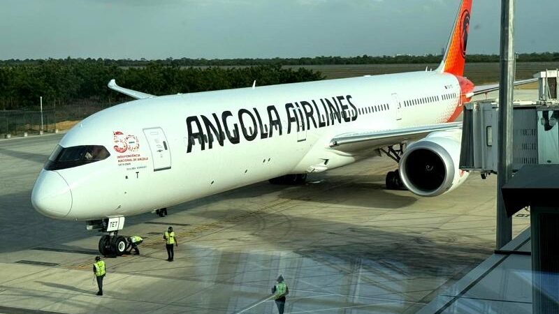 TAAG Angola Airlines Takes Delivery Of Fourth B787 Dreamliner