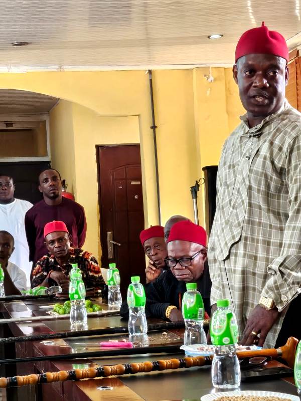 FAAN RGM At Port-Harcourt Airport Meets Host Community Land Donors