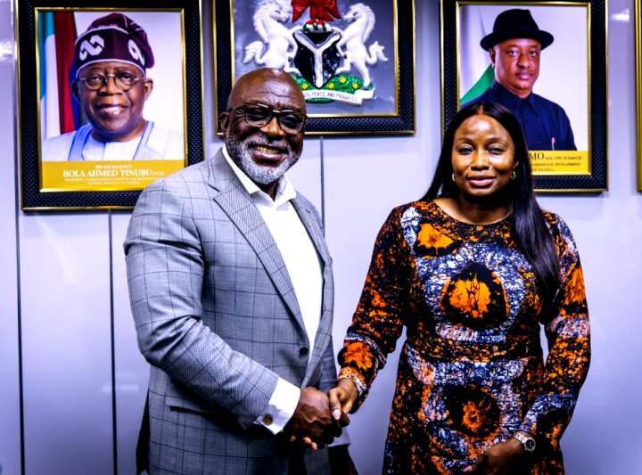 United Nigeria Airlines Team Meets With FAAN Leadership In Lagos