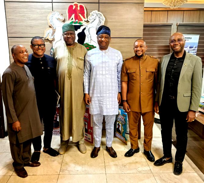 Enugu Airport Concessionaire, Aviation Unions Sign Labour MOU In Minister’s Presence