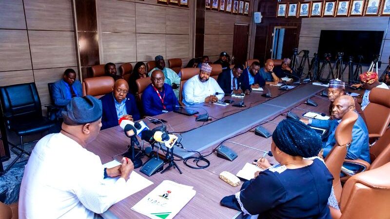 Aviation Minister Unveils Nigeria Leasing Company, Reaffirms Government Commitment To Supporting Local Airlines