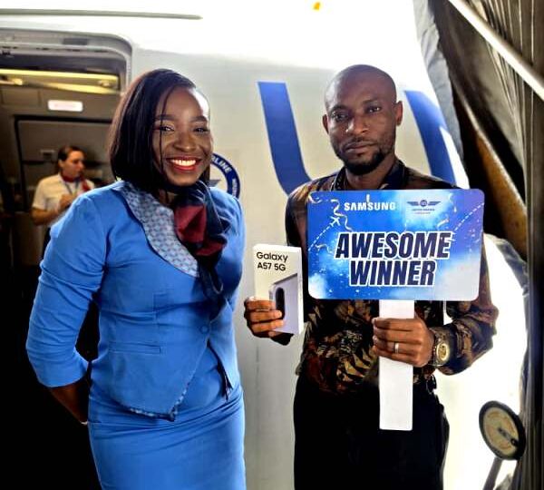 United Nigeria Airlines Surprises Passengers With Latest Samsung Phones