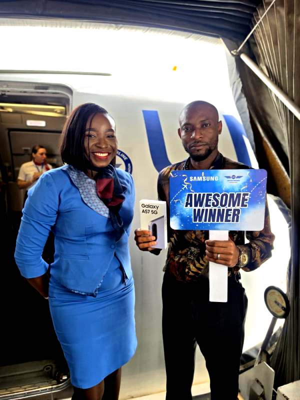United Nigeria Airlines Surprises Passengers With Latest Samsung Phones