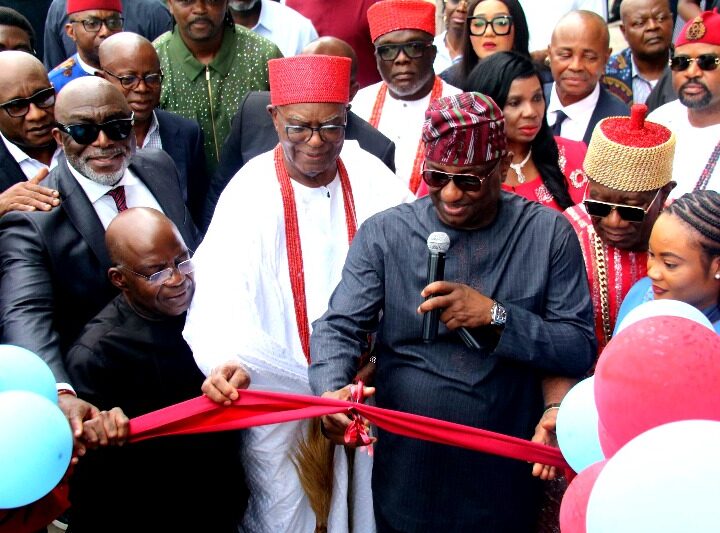 PHOTOS From Official Unveiling Of United Nigeria Airlines Two B737-800s Yesterday