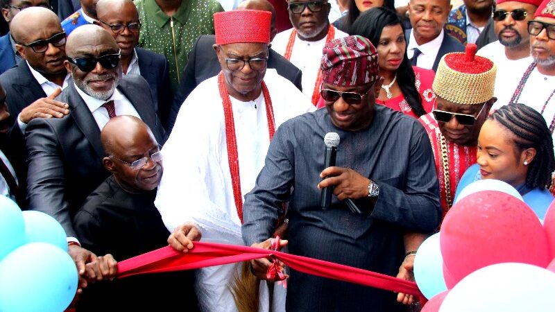 PHOTOS From Official Unveiling Of United Nigeria Airlines Two B737-800s Yesterday