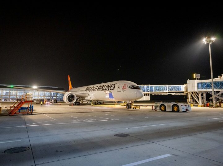 TAAG Introduces Boeing 787-10 Dreamliner On Lisbon Route