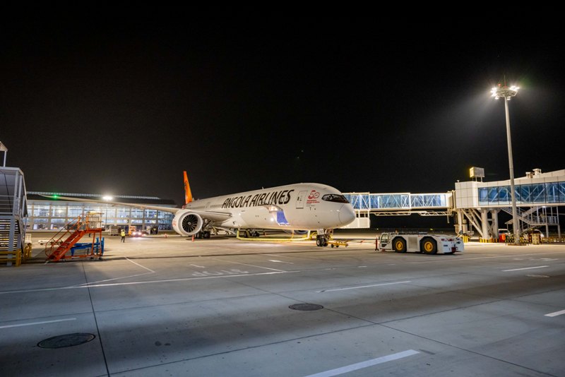 TAAG Introduces Boeing 787-10 Dreamliner On Lisbon Route
