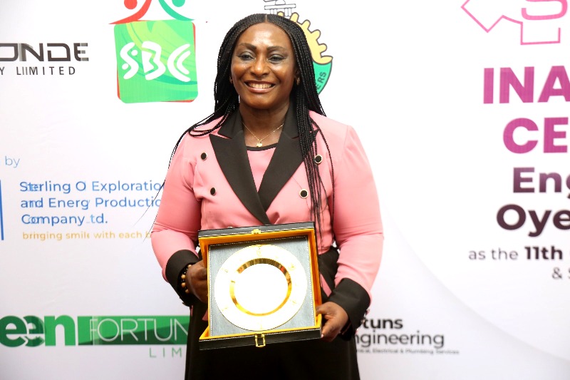 NAMA Director Of Engineering Bags APWEN Leadership Award