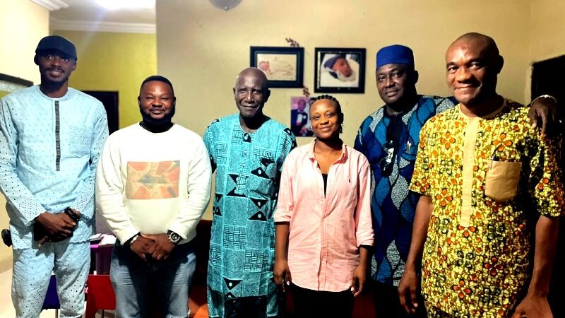 ASRTI Pays Condolence Visit To Family Of Late Former Assistant General Secretary